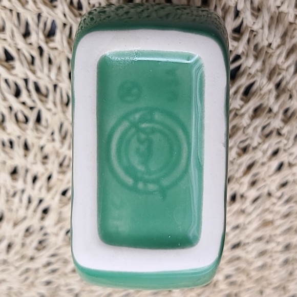 FIESTAWARE HLC Meadow Mini Disc Pitcher 2019 - Picture 5 of 5